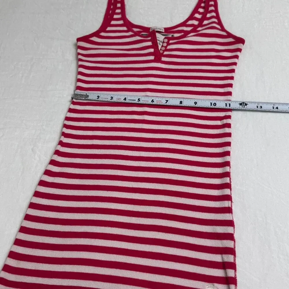 Vintage Y2K Abercrombie & Fitch Pink And White Striped Tank Top Size L